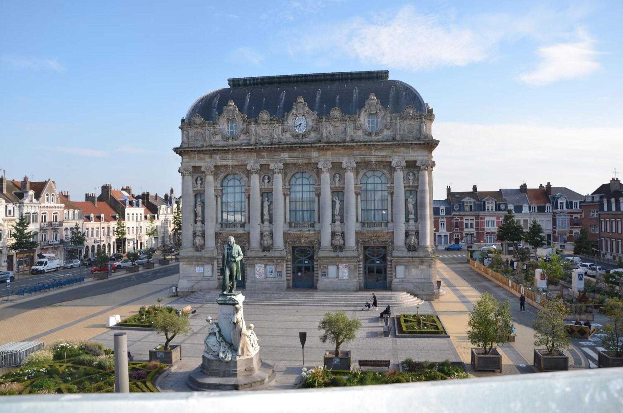 Le Gambetta Theatre De Calais Exterior foto